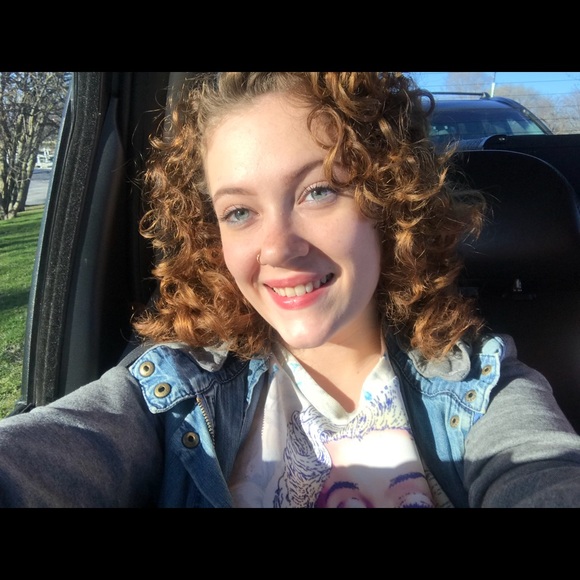 Meet your Posher, Kristina - Picture 1 of 1